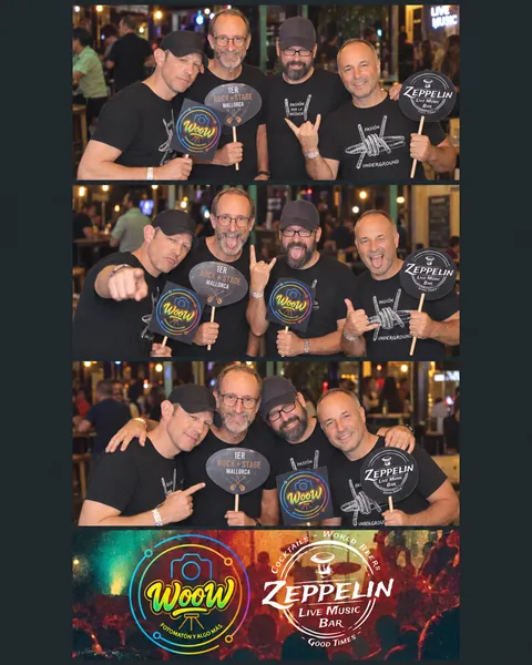 Tira de fotos en formato digital con la marca del cliente, lista para la galería del evento